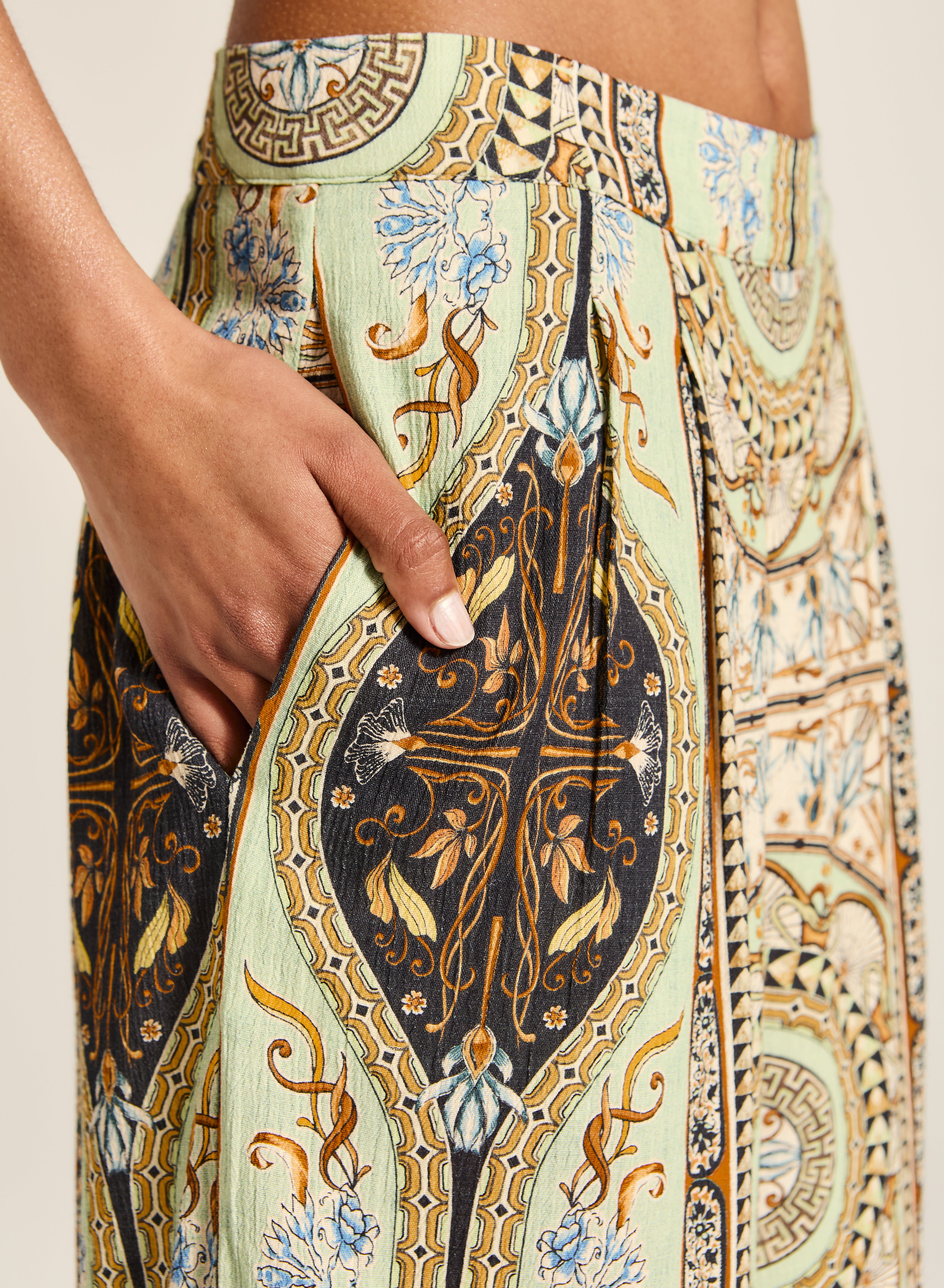 Marin Sonia Pant