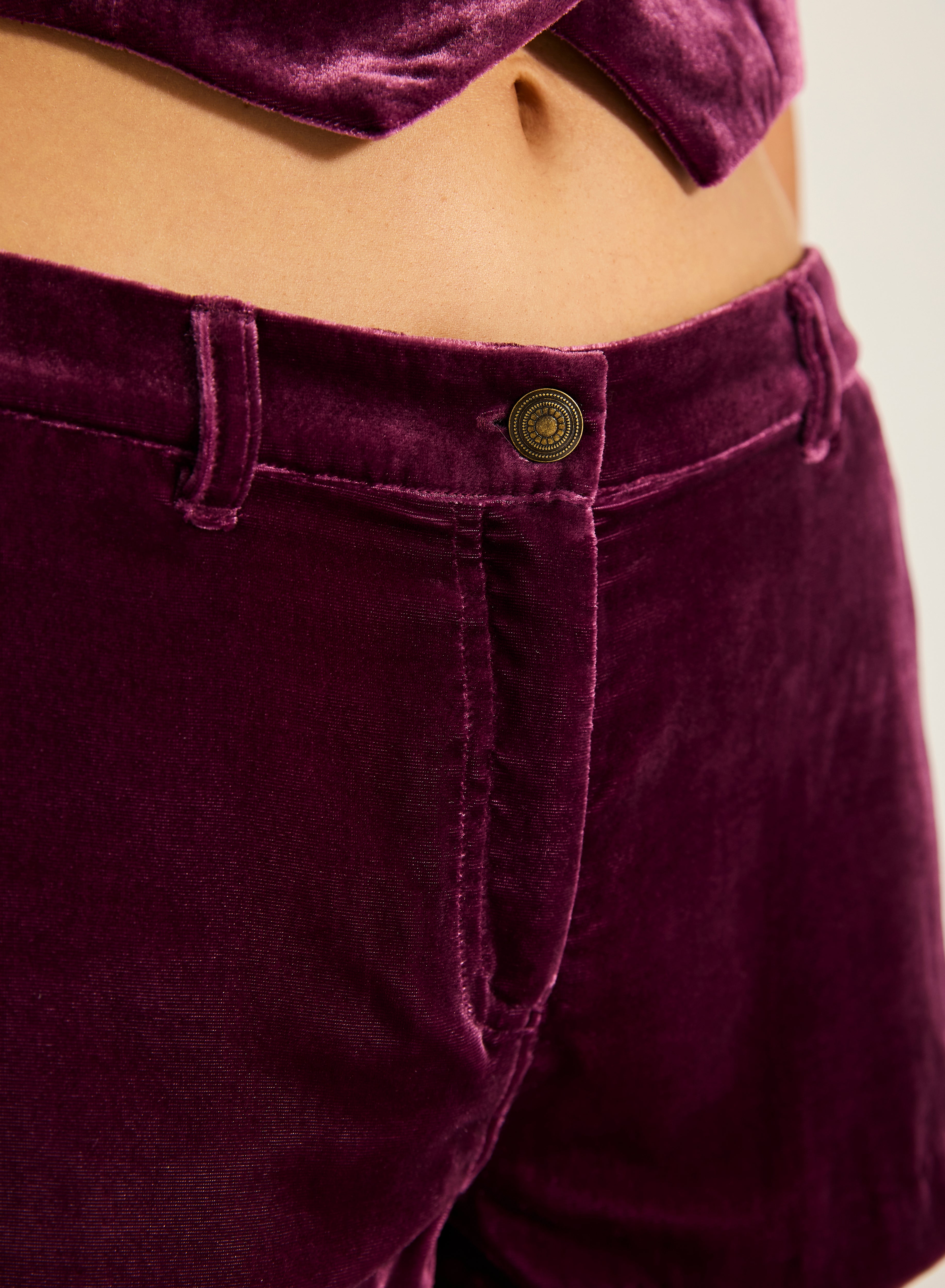 Caya Lara Short